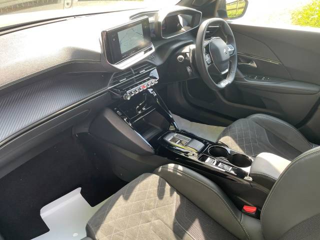 2025 Peugeot 2008 1.2 PureTech 130 GT 5dr EAT8