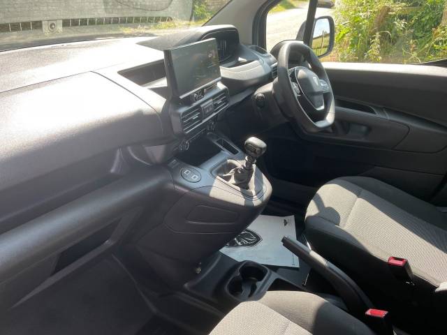 2024 Peugeot Partner 1.5 BlueHDi 100 Professional Van
