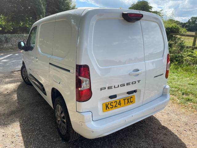 2024 Peugeot Partner 1.5 BlueHDi 100 Asphalt Van