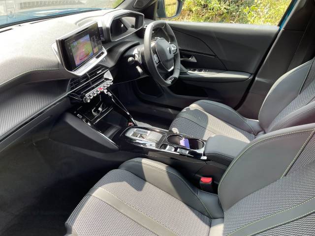 2025 Peugeot 2008 1.2 PureTech 130 GT 5dr EAT8