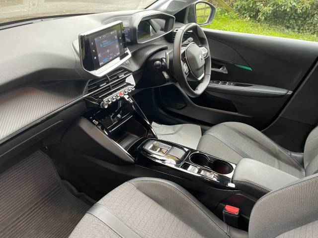 2023 Peugeot 208 1.2 PureTech 100 Allure Premium + 5dr EAT8
