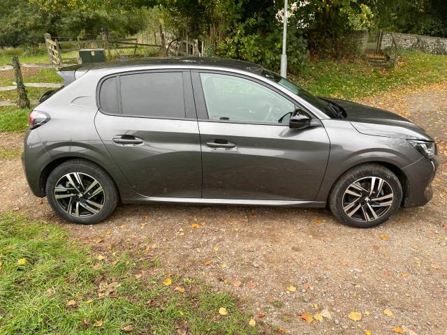 2023 Peugeot 208 1.2 PureTech 100 Allure Premium + 5dr EAT8