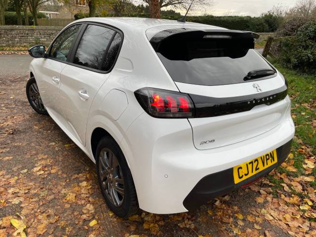 2022 Peugeot 208 1.2 PureTech 100 Active Premium + 5dr EAT8