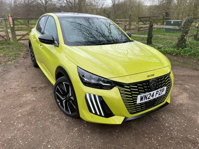 Peugeot 208 1.2 PureTech 100 GT 5dr Hatchback Petrol Agueda Yellow