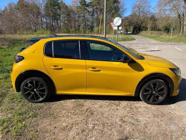 2023 Peugeot 208 1.5 BlueHDi 100 GT 5dr