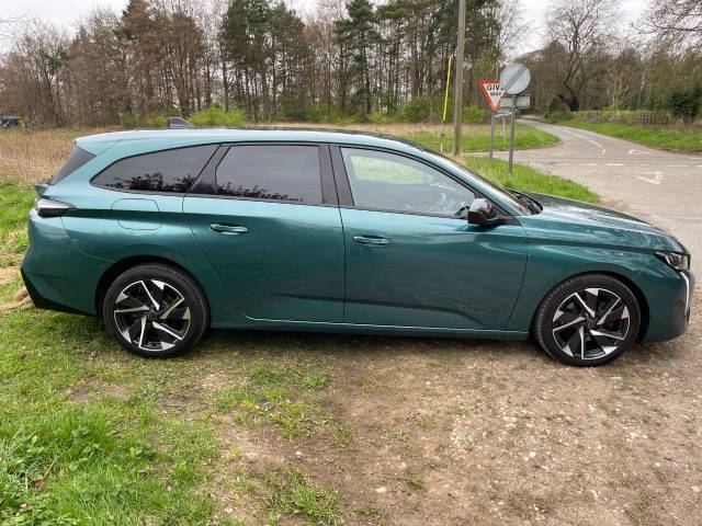 2022 Peugeot 308 1.2 PureTech Allure Premium 5dr EAT8