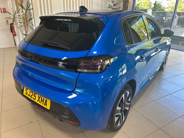 2025 Peugeot 208 1.2 PureTech 100 Allure 5dr