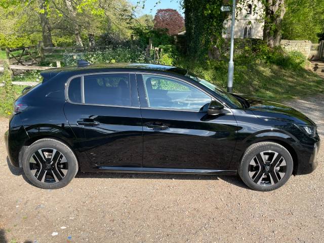 2026 Peugeot 208 1.2 PureTech 100 Allure 5dr