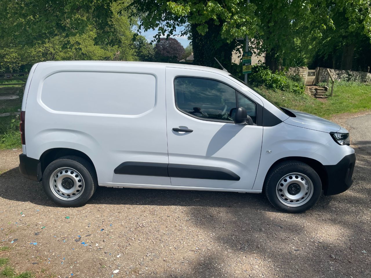 2026 Peugeot Partner
