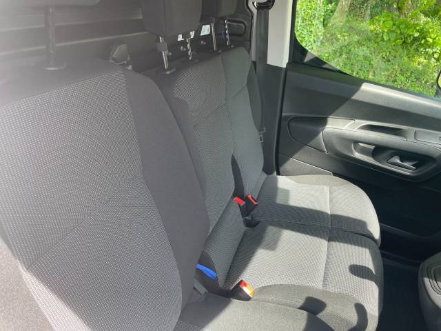 2026 Peugeot Partner 1.5 BlueHDi 100 Professional Plus Van