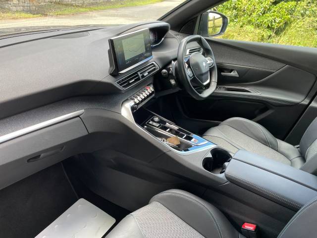 2023 Peugeot 3008 1.2 PureTech Allure Premium+ 5dr EAT8