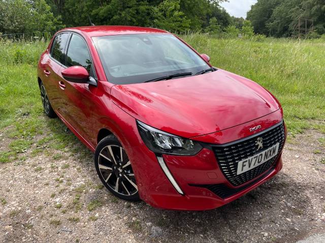Peugeot 208 1.2 PureTech 100 Allure Premium 5dr Hatchback Petrol Elixer Red