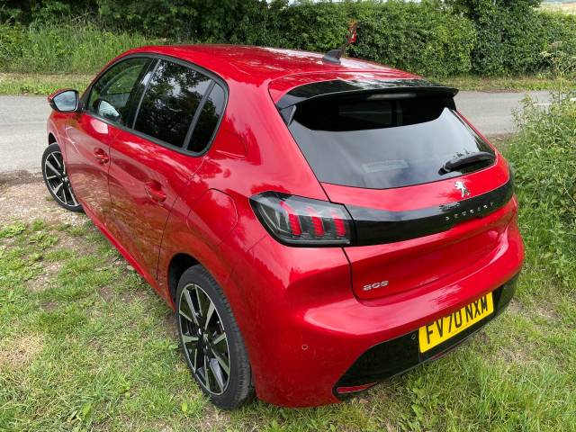 2020 Peugeot 208 1.2 PureTech 100 Allure Premium 5dr
