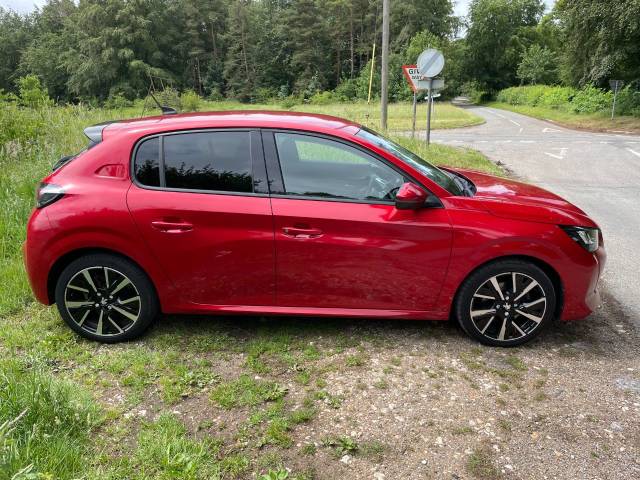 2020 Peugeot 208 1.2 PureTech 100 Allure Premium 5dr