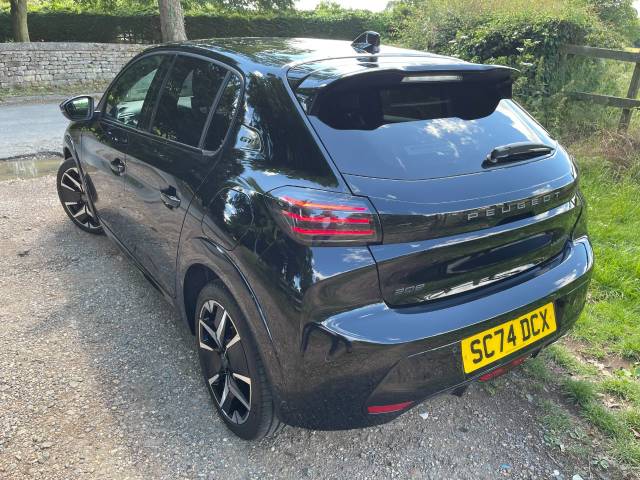 2025 Peugeot 208 1.2 Hybrid 136 GT 5dr e-DSC6
