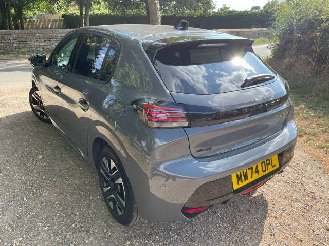 2024 Peugeot 208 1.2 PureTech 100 Allure 5dr