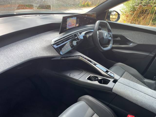 2025 Peugeot 3008 1.2 Hybrid 136 Allure 5dr e-DSC6