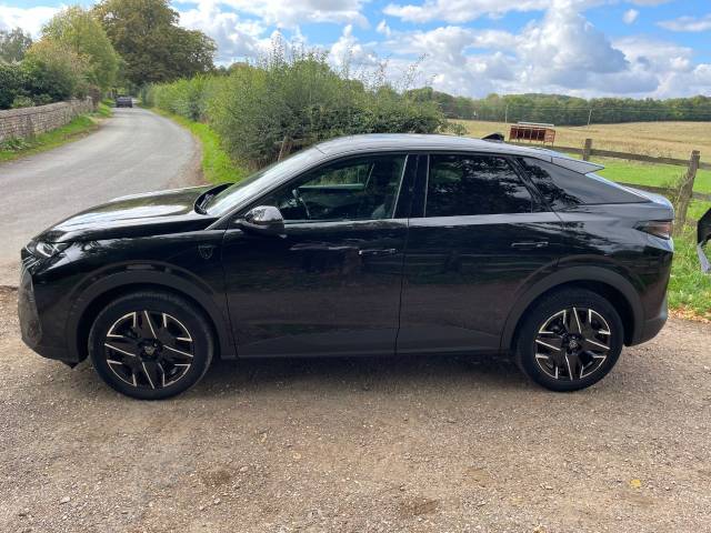 2025 Peugeot 3008 1.2 Hybrid 136 GT 5dr e-DSC6